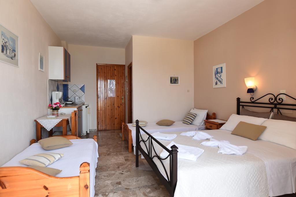 Vrohaki Studios & Rooms Piso Livadi Exterior foto