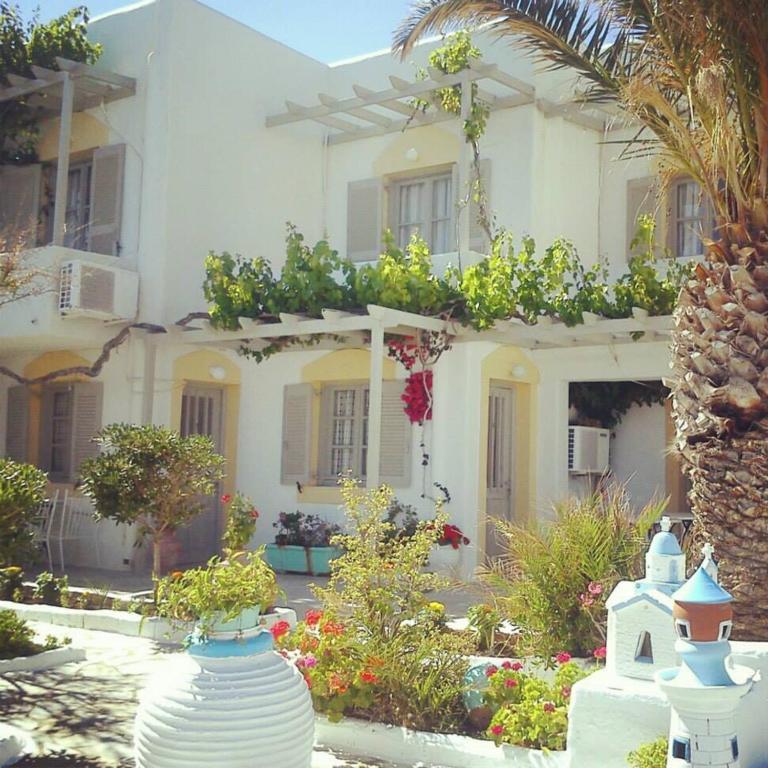 Vrohaki Studios & Rooms Piso Livadi Exterior foto